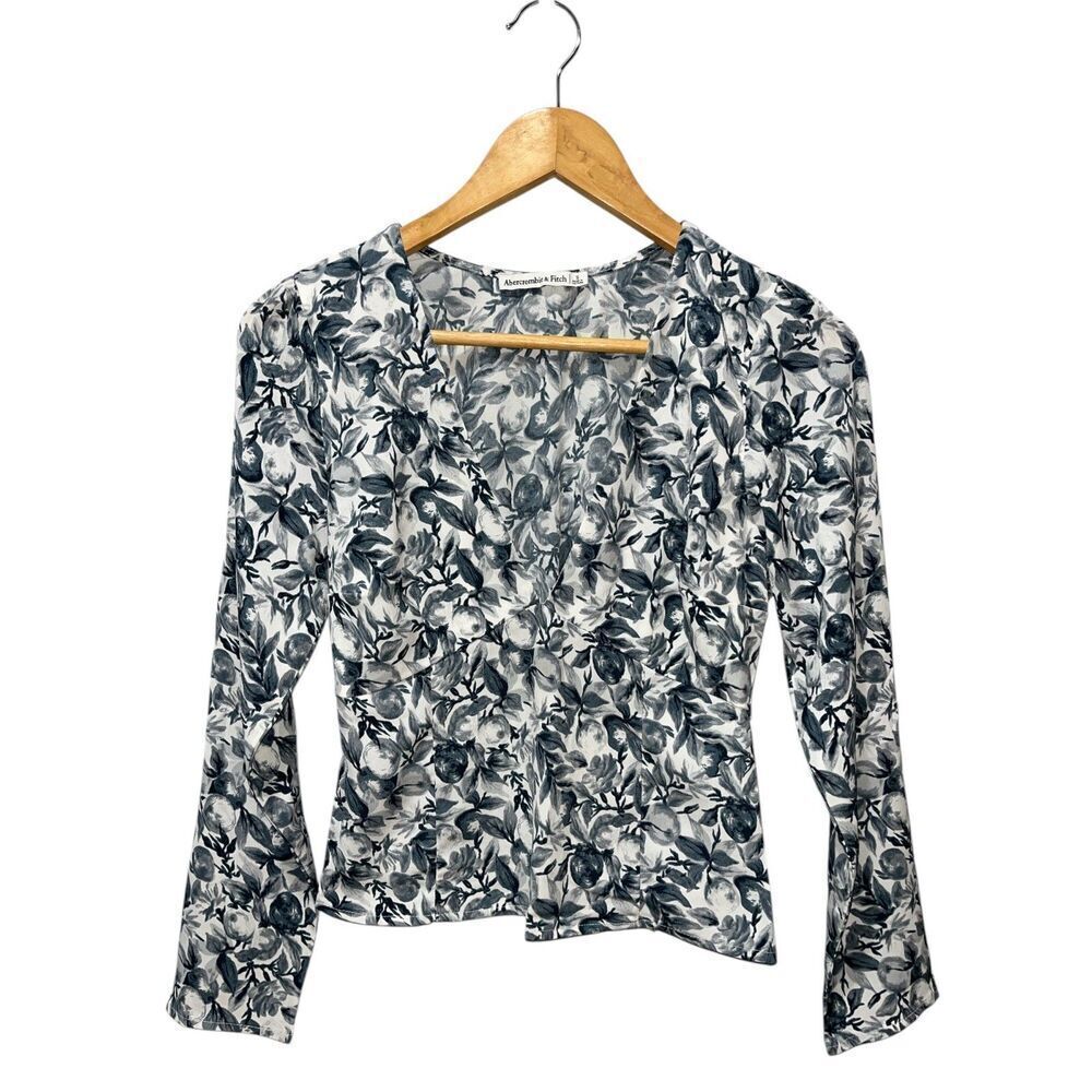 Abercrombie & Fitch Long Sleeve Deep V Blouse Small Fruit Toile Print Smocked